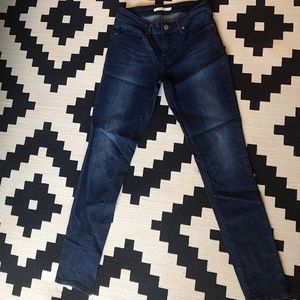 Women's Levi's 711 Skinny size 28 waist